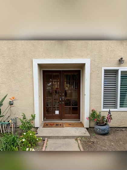 A Tri-State home before Bulldog replaced the doors